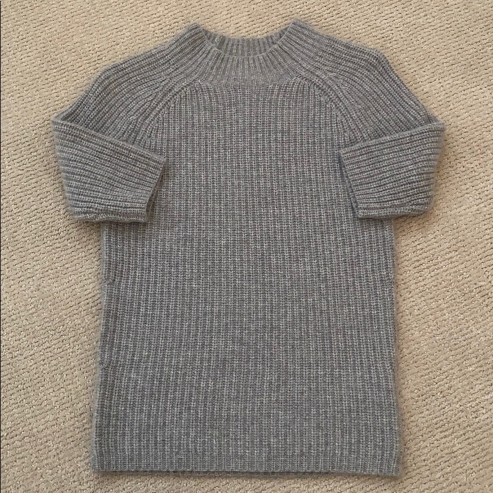 Essential short sleeve sweater